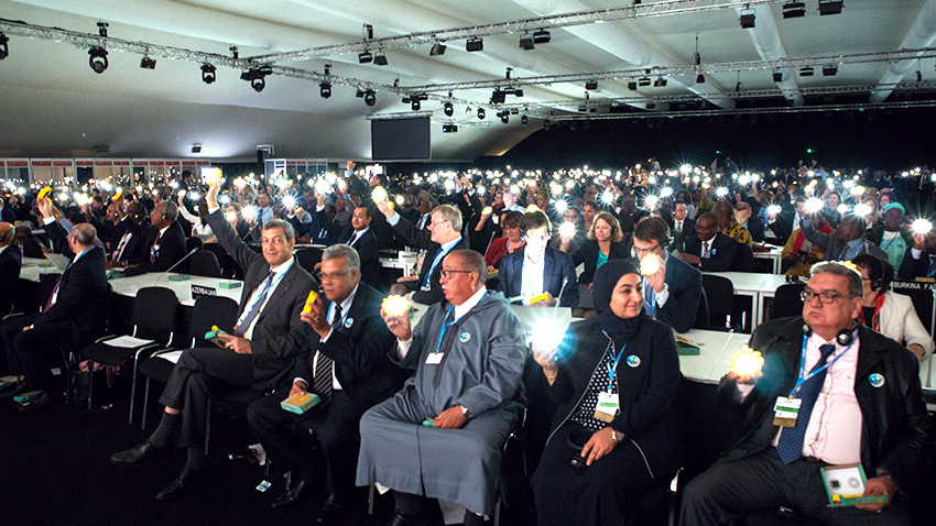 Delegados internacionais participam da cerimônia de abertura da COP22 (Foto: UNclimatechange)