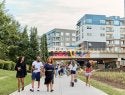 Pessoas caminhando em Atlanta