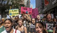 Movimentos de ativistas pelo clima têm se espalhado pelo mundo (foto: Bebeto Matthews/AP Photo)