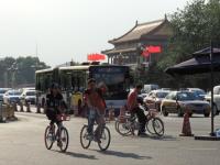 Sistemas de compartilhamento de bicicletas sem estação se mostram uma opção eficiente de transporte em diferentes cidades na China (Foto: Wei Li/WRI)