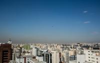 Camada de poluição muitas vezes pode ser vista a olho nu em São Paulo (foto: Kelsen Fernandes / Fotos Públicas)
