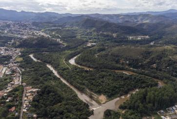 Florestas ao redor da Estação de Tratamento de Água Rio das Velhas, em Minas Gerais