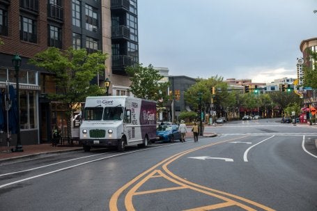 Bethesda, Maryland: um programa inovador de financiamento do condado ajuda incorporadores habitacionais a economizar recursos. 