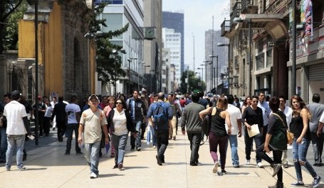 caminhabilidade pedestres caminhada pessoas