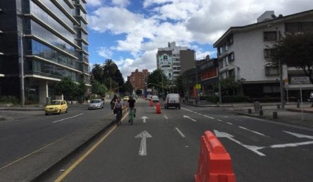 ciclovia temporária em Bogotá