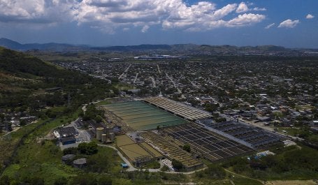Imagem aérea da Estação de Tratamento de Água do Guandu, Rio de Janeiro
