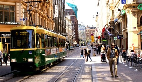 Em Helsinque, na Finlândia, lei determina que empresas de transporte abram dados de operação para viabilizar MaaS