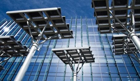 Painéis solares em Las Vegas, Estados Unidos (foto: pony rojo/Flickr)