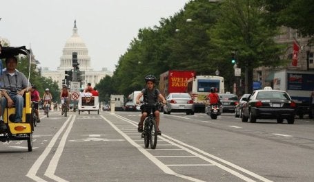 Mortes estão aumentando em Washington, nos Estados Unidos, apesar do compromisso de zerar mortes no trânsito até 2024 (foto: Elvert Barnes Photography/Flickr)