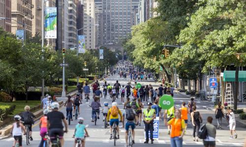 Nova York Livre de Carros: espaços públicos têm o poder de conectar as pessoas e as cidades