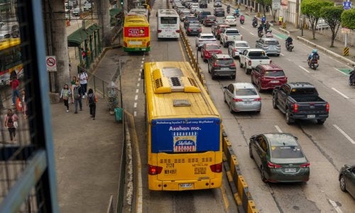 A implementação do corredor de ônibus Avenida Epifanio de los Santos reduziu os tempos de viagem para 180 mil passageiros diários. 