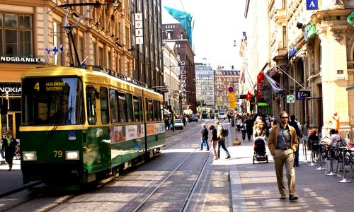 Em Helsinque, na Finlândia, lei determina que empresas de transporte abram dados de operação para viabilizar MaaS