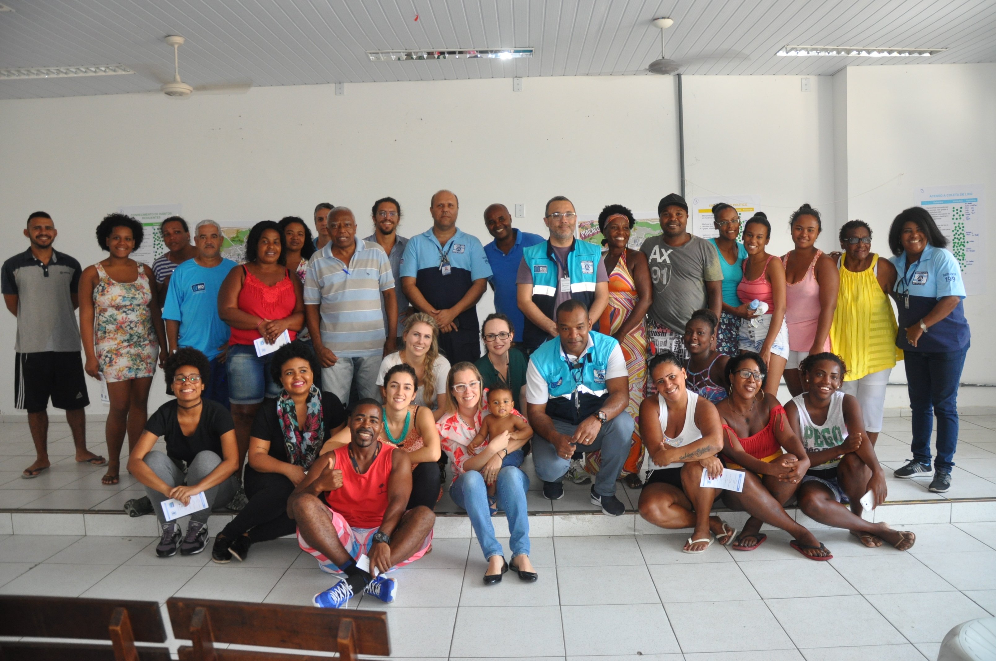 Cerca de 30 moradores do Morro dos Macacos participaram da oficina realizada pelo WRI Brasil. (Foto: Elis Bartonelli/WRI Brasil)